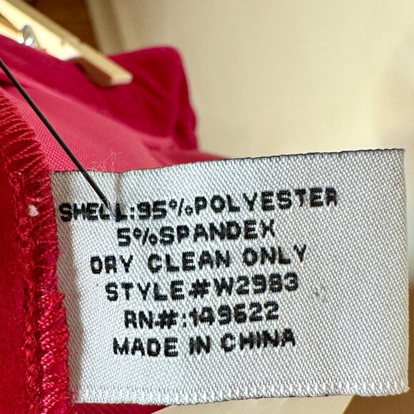 NWT Walter Baker Ferris Velvet Pants  - Size 4  - Magenta - Picture 7 of 7